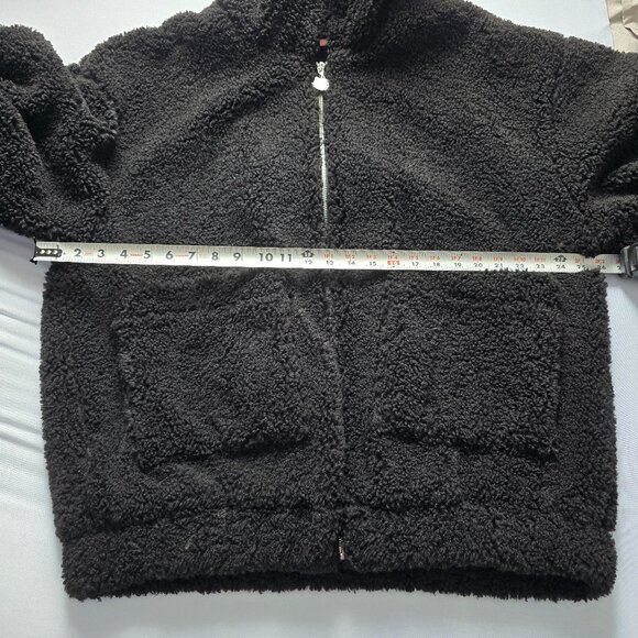 NWOT DOLLS KILL HELLO KITTY Keep it Cute Teddy Fur Jacket Size L - Picture 5 of 6